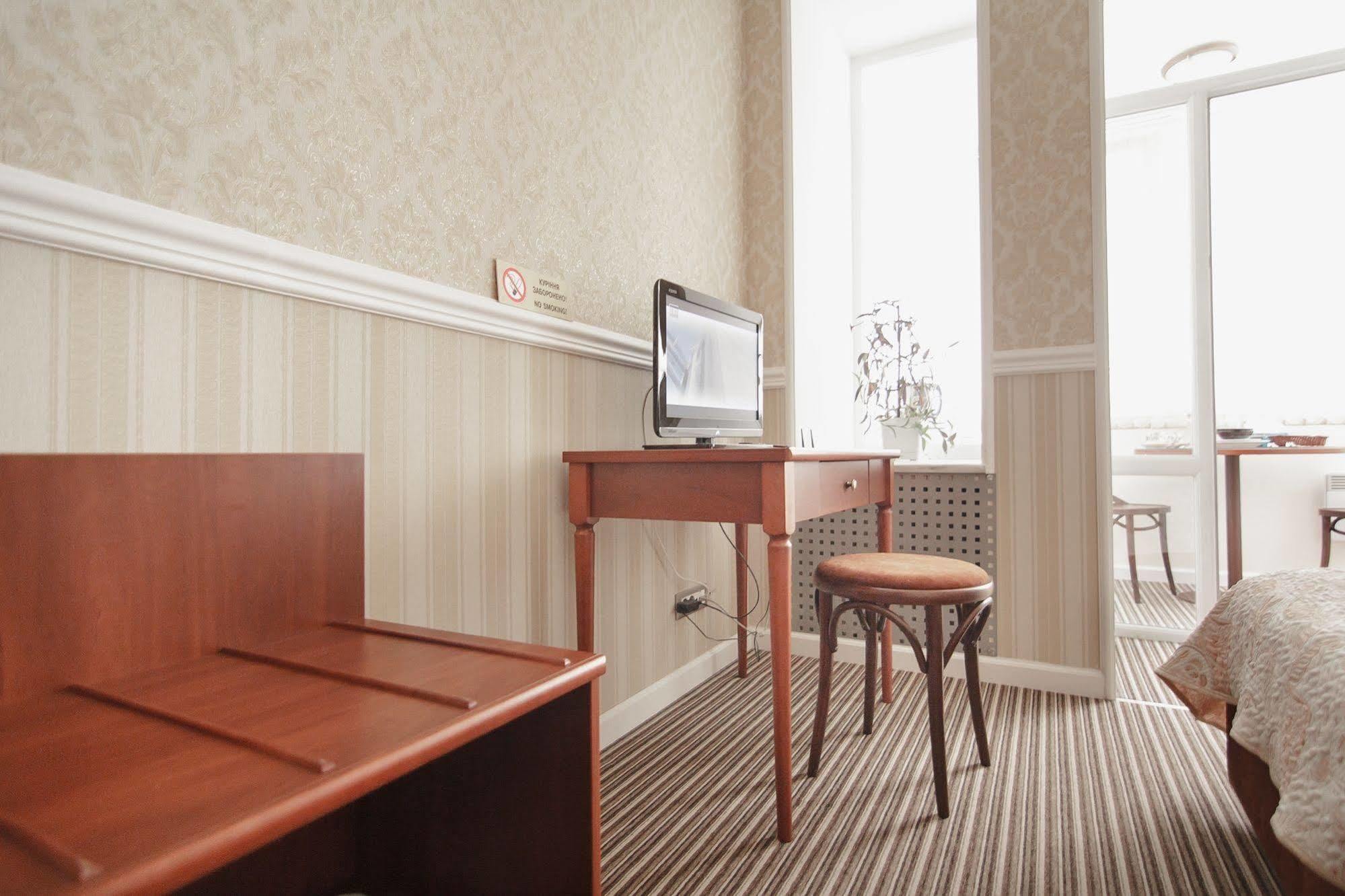 Consul Hotel Консул Одеса Екстер'єр фото